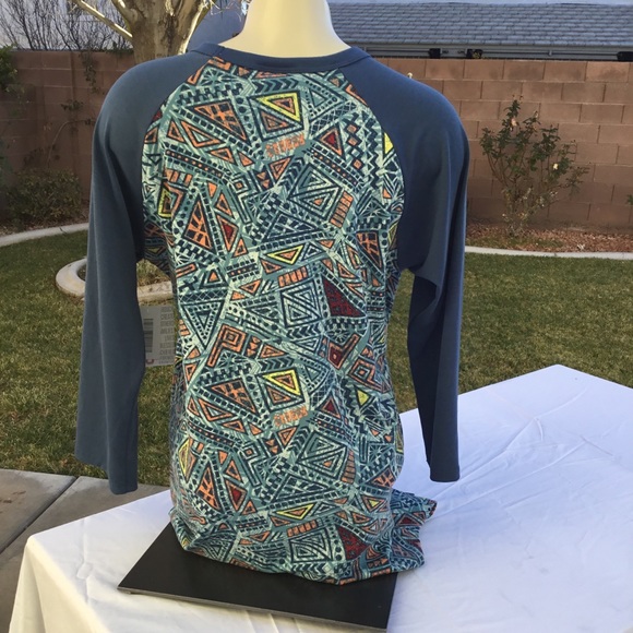 Lularoe Randy Shirt Size Small - Picture 4 of 6